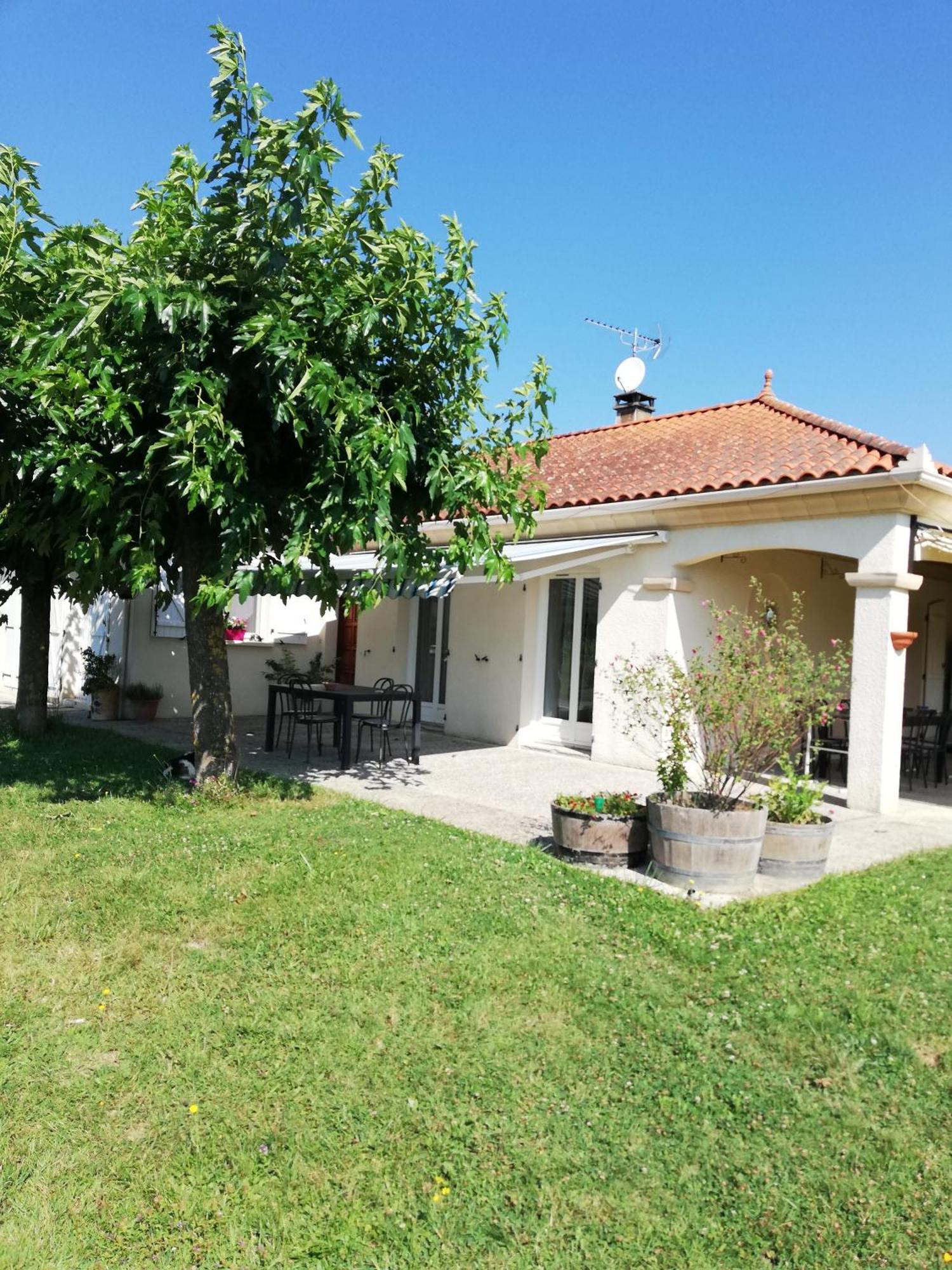 Suite Jomenisa Auriébat Exterior foto